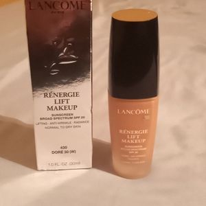 2/$40 Lancome  Renergie Lift Make up